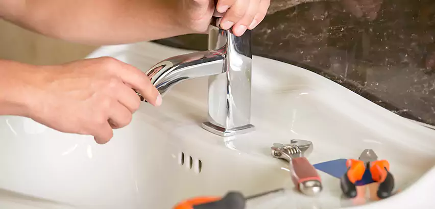 Bathtub Faucet Replacement in Forney